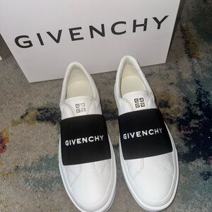 Givenchy White and Black men Sneakers